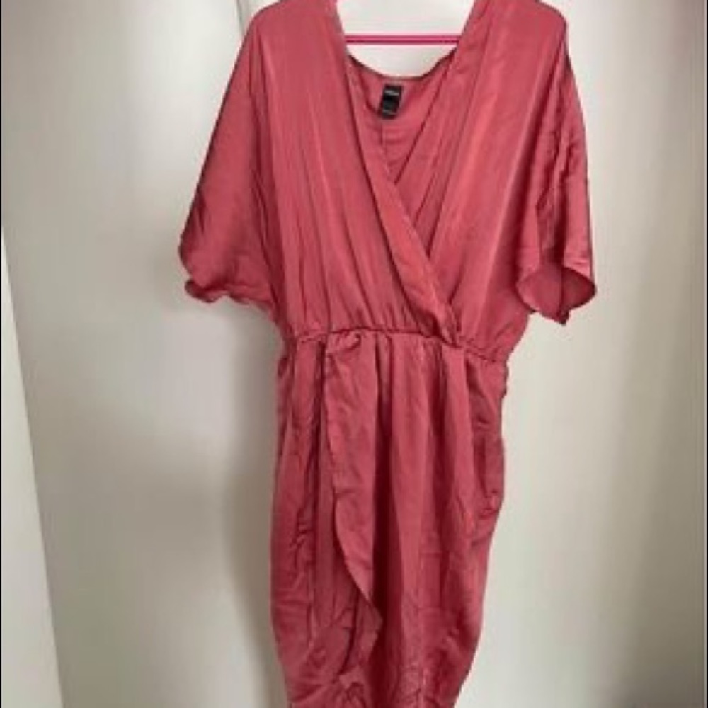 Size medium ladies dress - Picture 1 of 2